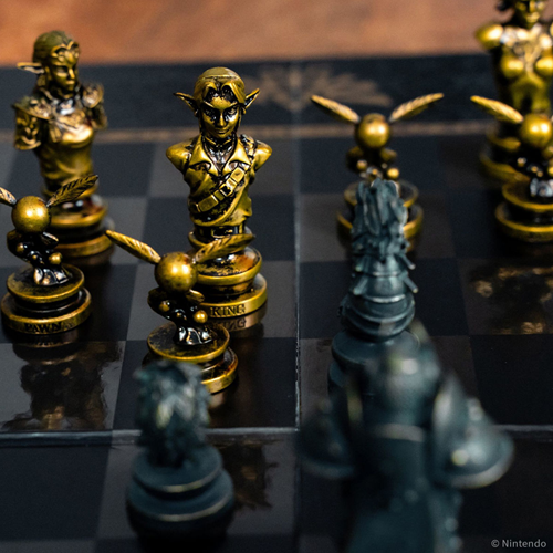 The Legend of Zelda Chess Set (Collector's Item)-3