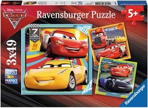 Afbeelding van het spelletje Disney Cars 3 Puzzel - Legendes van de baan (3 x 49 stukjes)