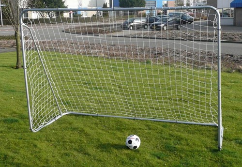Voetbaldoel Buis 300x205x120cm