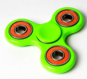Fidget Spinner Met 4 Lagers Groen huismerk kopen in de aanbieding Fidget Spinner Met 4 Lagers Groen huismerk kopen in de aanbieding