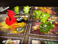 Keep the heroes out! - Boardgame-2